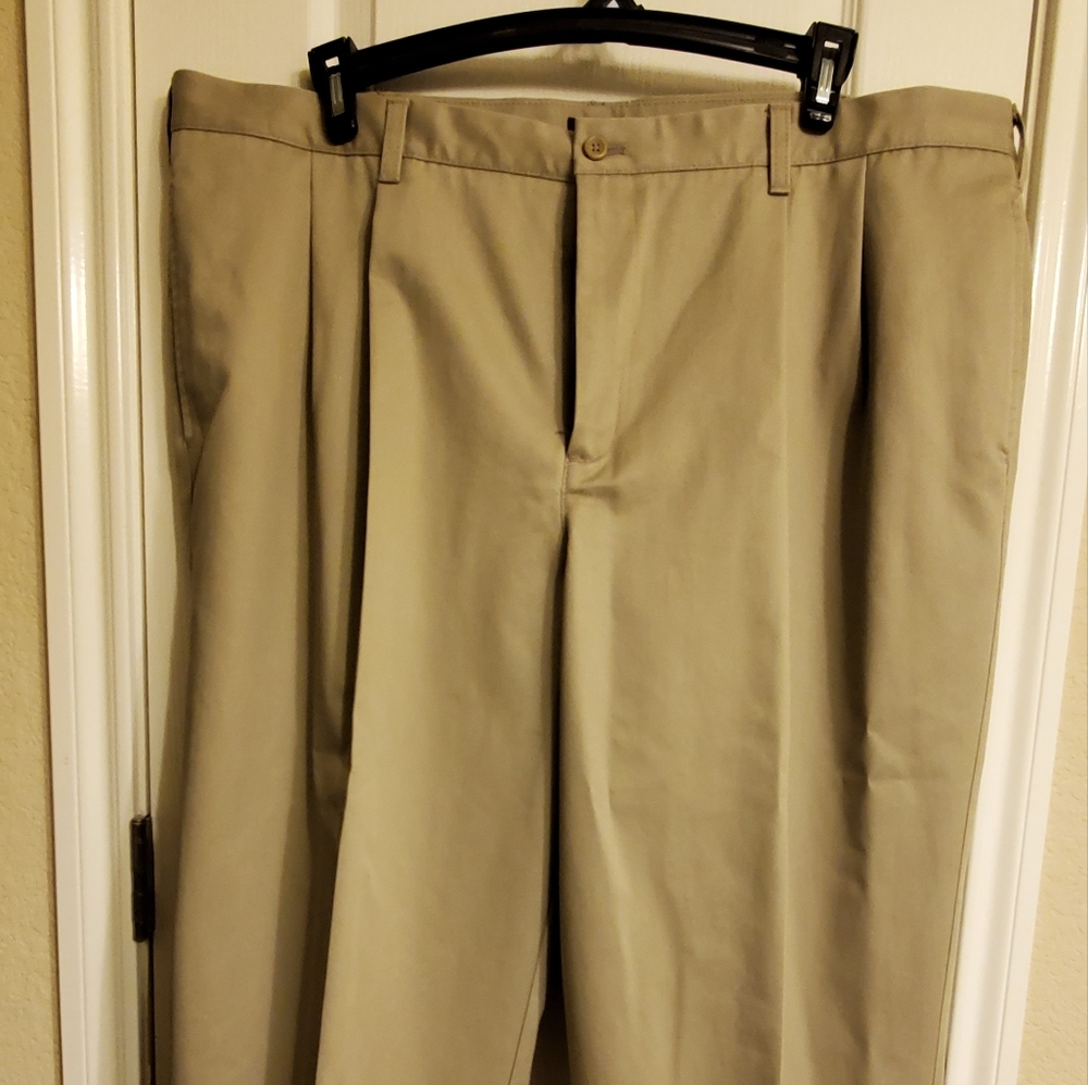 IZOD Khaki Slacks (30)